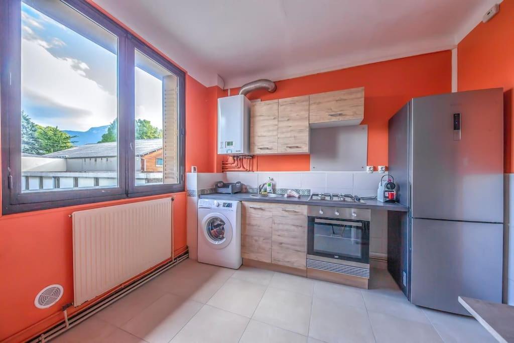 Appartement Au Bord De La Leysse A Chambéry Exterior foto